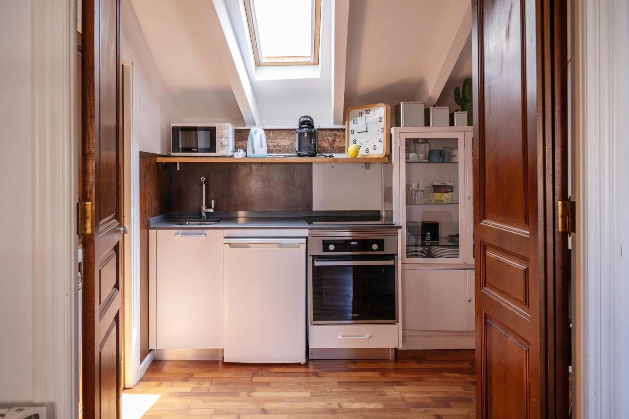 Estudio Ciutat Vella Al Lado De Jardines Del Turia Apartment Valencia Bagian luar foto