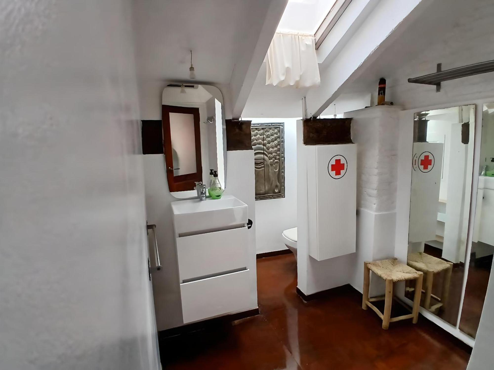 Estudio Ciutat Vella Al Lado De Jardines Del Turia Apartment Valencia Bagian luar foto